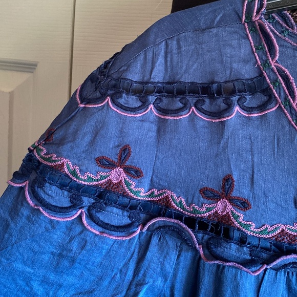 Johnny Was NWT Reina Embroidered Lined Linen Long Sleeve Tiered Dress Small - Picture 11 of 15